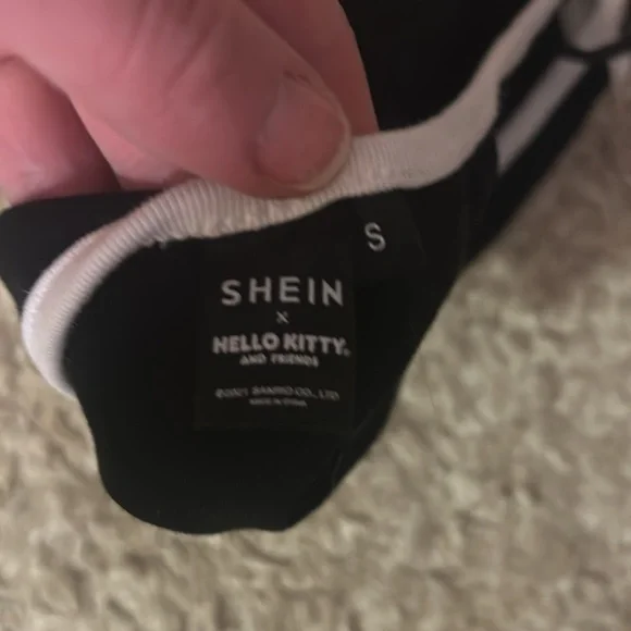 Hello Kitty Halter Top - Picture 4 of 4